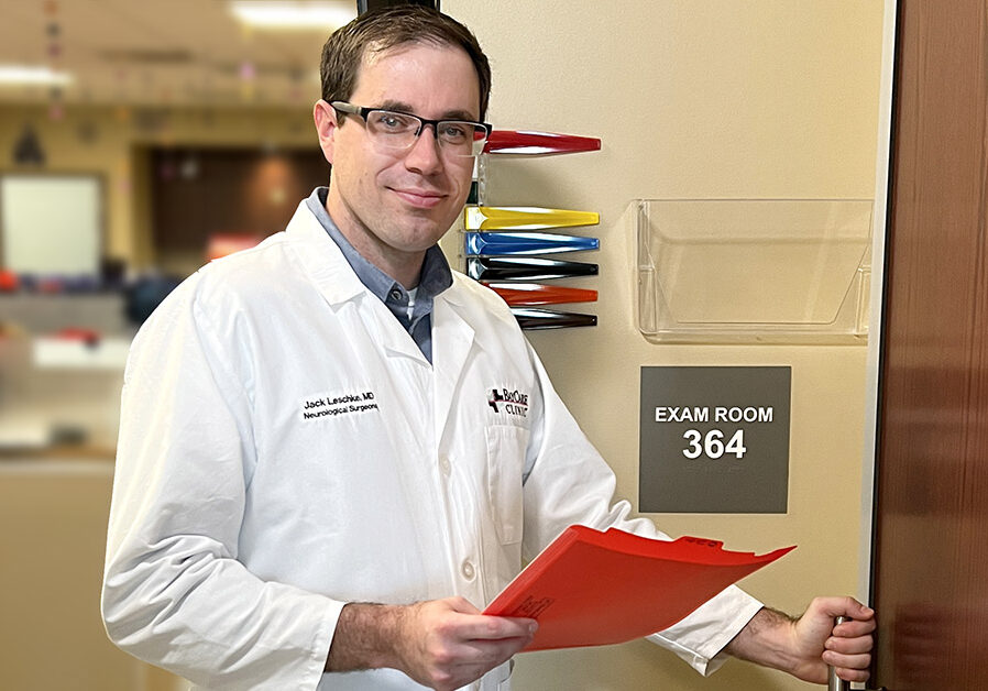 dr-jack-leschke-baycare-clinic-neurological-surgeons dr-jack-leschke-baycare-clinic-neurological-surgeons